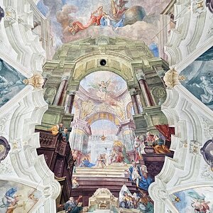 Pfarrkirche Schlanders Deckengemälde Ester von Ahasverus
