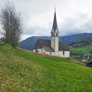 Pfons, Filialkirche hl. Margareta
