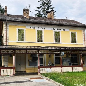 Bahnhof Sigmundskron