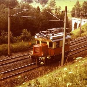 Semmeringbahn, ÖBB X534 beim Rumplergraben-Viadukt im Jahr 1979