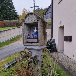 Bildstock mit Monobloc in Bad Großpertholz