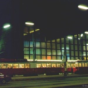 Wien Südbahnhof, Nachtaufnahme, 1982