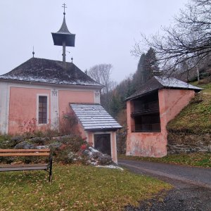 Kreuzbichl -  die geteilte Kirche in Gmünd