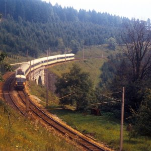 Semmeringbahn zwischen Breitenstein und Klamm im Jahr 1969