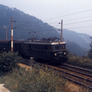 Semmeringbahn zwischen Breitenstein und Klamm im Jahr 1969