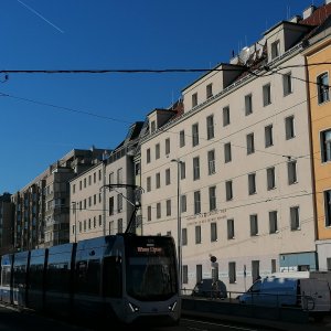 Badner Bahn bei Meidling Bahnhof, 2025