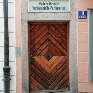 alte Tür in Passau