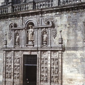 Heilige Pforte an der Ostfassade der Kathedrale von Santiago de Compostela