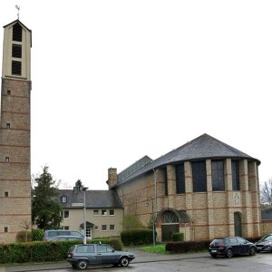 Außenansicht der Kirche St. Valerius in Trier Stadtteil Weismark