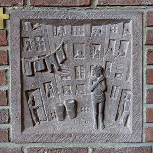 Station 10 Jesus wird der Kleider beraubt. In der Kirche St.Valerius in Tier Weismark