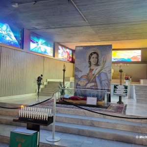 Syrakus, Santuario della Madonna delle Lacrime - Seitenkapelle
