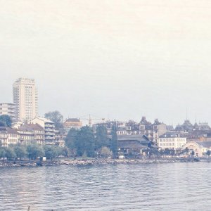 Montreux Blickrichtung Casino und Genfersee um 1970