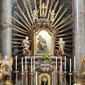 Wallfahrtskirche Maria Dreieichen