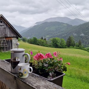 Morgenkaffee in Vorberg, Untergrabner Hütte