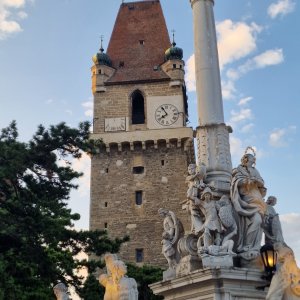 Sonnenuhr am Wehrturm in Perchtoldsdorf