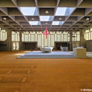 Umbau einer Kirche in Kletterhalle