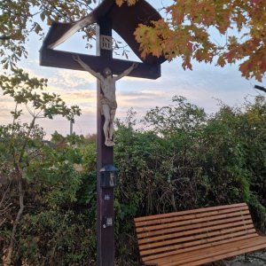 Wegkreuz in Brunn am Gebirge