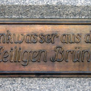 Brunnen am Rathausplatz