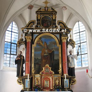 Altar der Friedhofskirche St. Nikolaus in Mittenwald