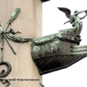Tegethoffdenkmal Schiffsschnabel