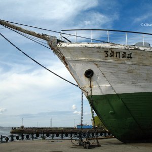 Dreimastschoner „Zapad“ in Archangelsk (Vorschiff)