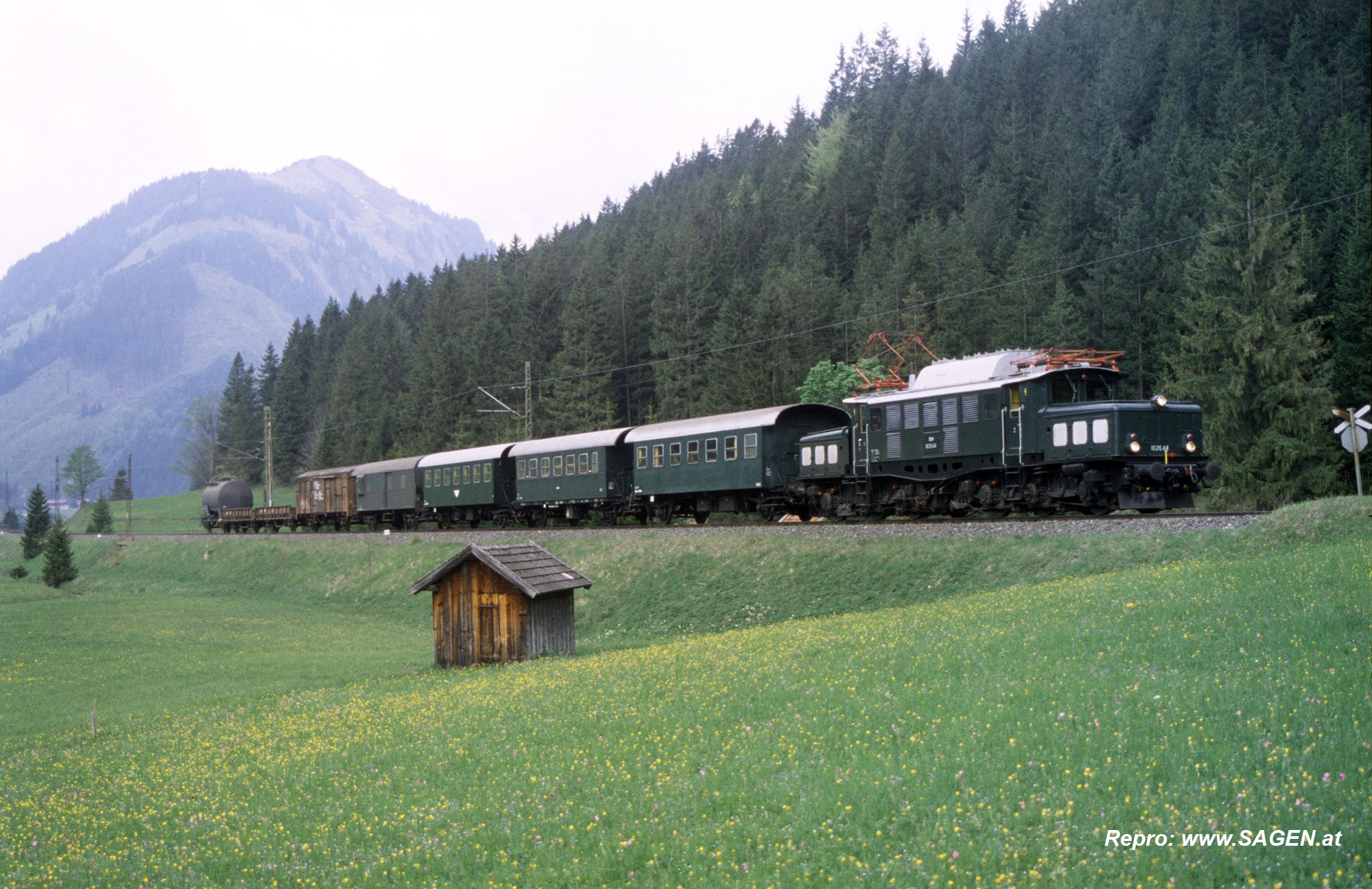 ÖBB Lokomotive 1020.044
