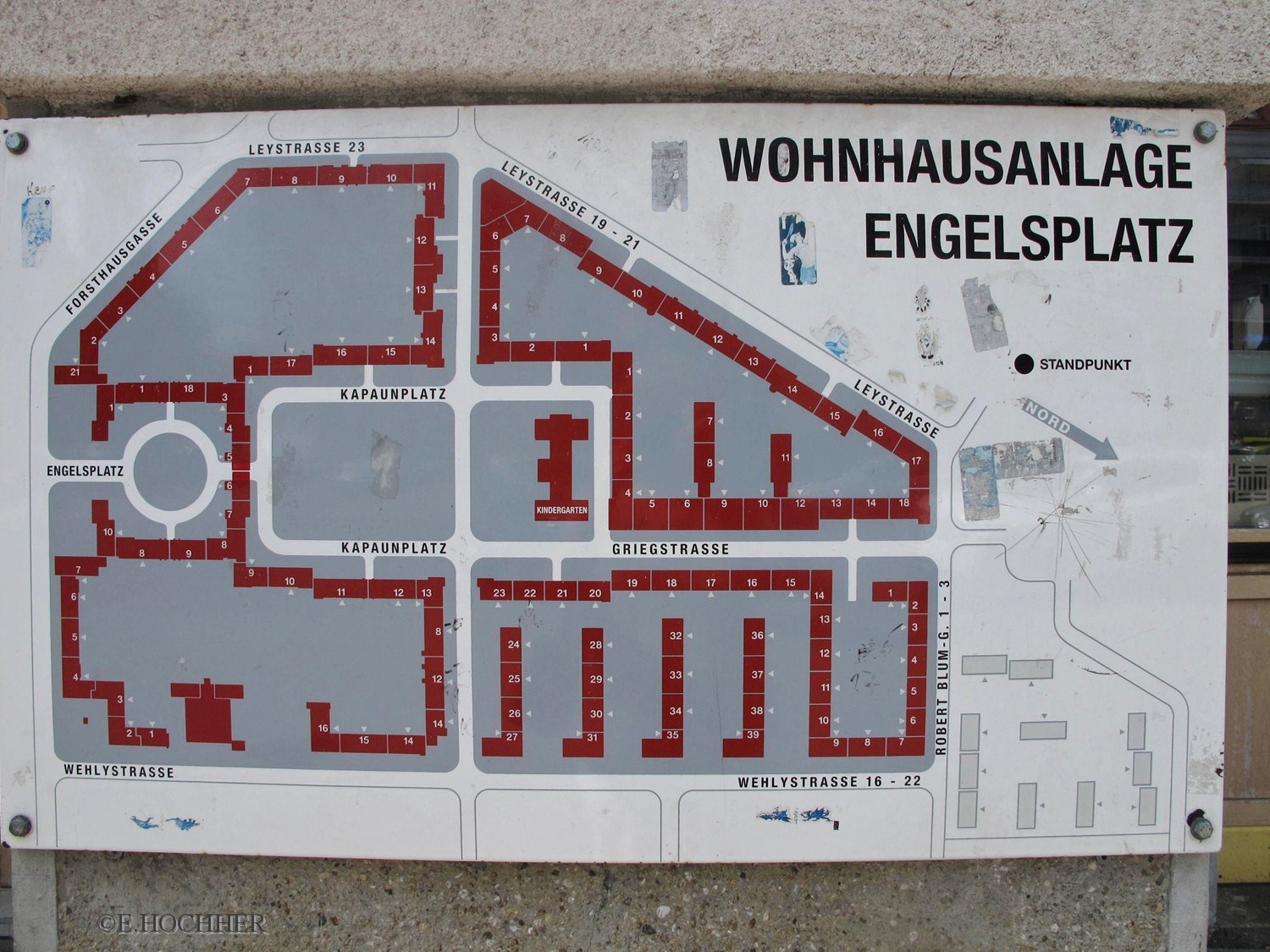 Übersicht Wohnhausanlage Engels-Hof in Wien-Brigittenau.