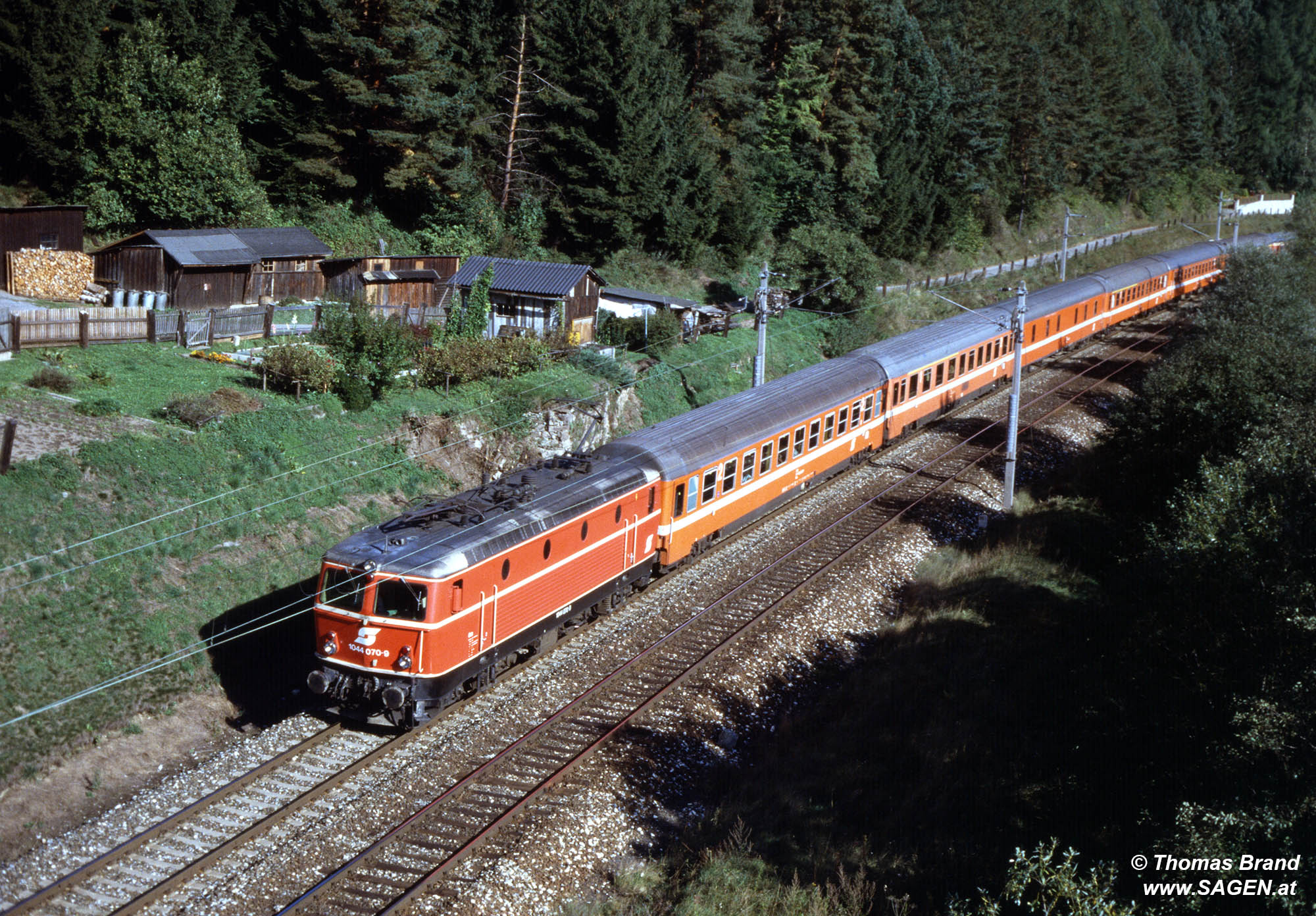 1044.070 in Thalheim