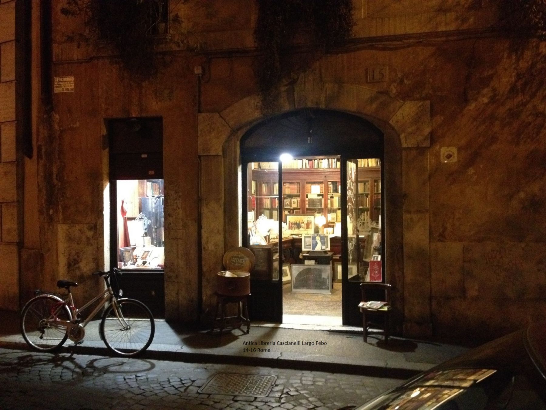 Antica Libreria Cascianelli. Lesen und Bilden in der ewigen Stadt
