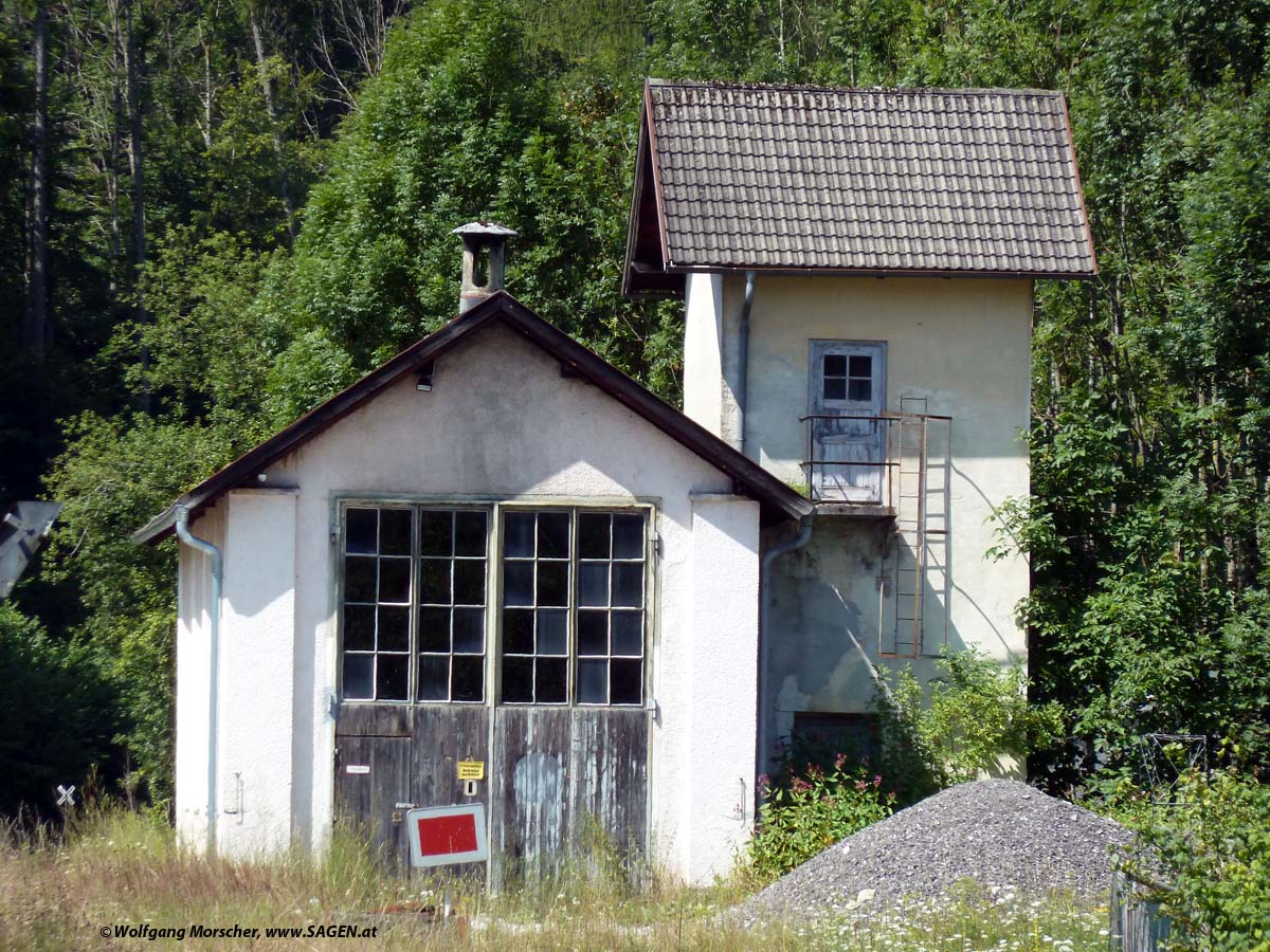Bahnhof Grünau im Almtal, Lokschuppen