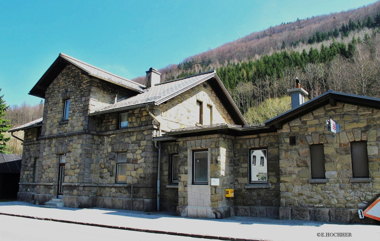 Bahnhof Schrambach