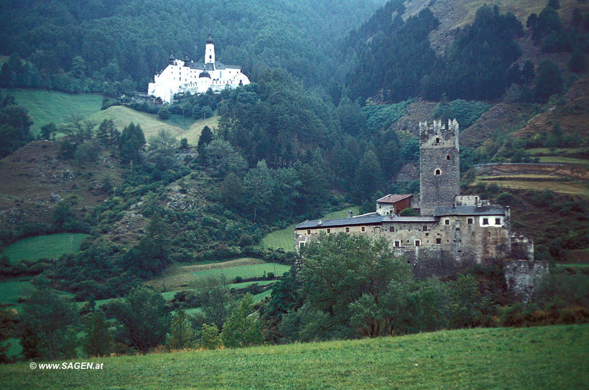 Benediktinerabtei Marienberg und Fürstenburg Burgeis