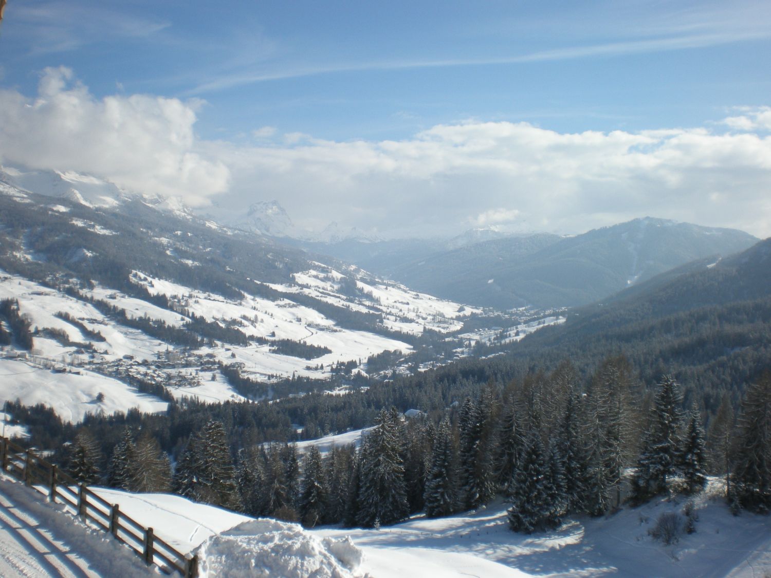 Blick auf Abtei (Gadertal)