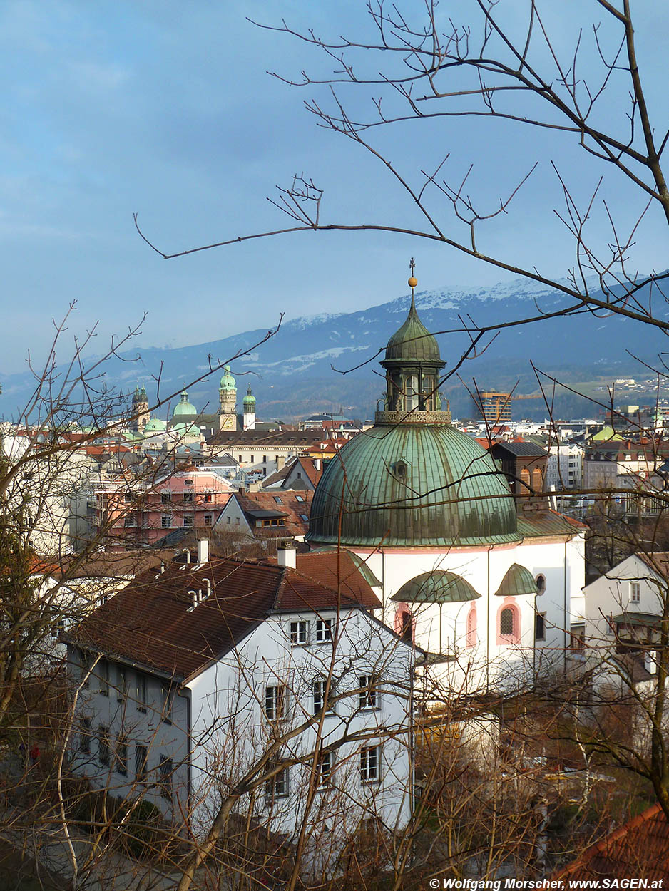 Blick auf Dachhöhe Innsbruck
