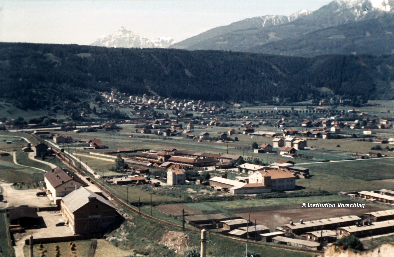 Blick auf den Bahnhof Hötting