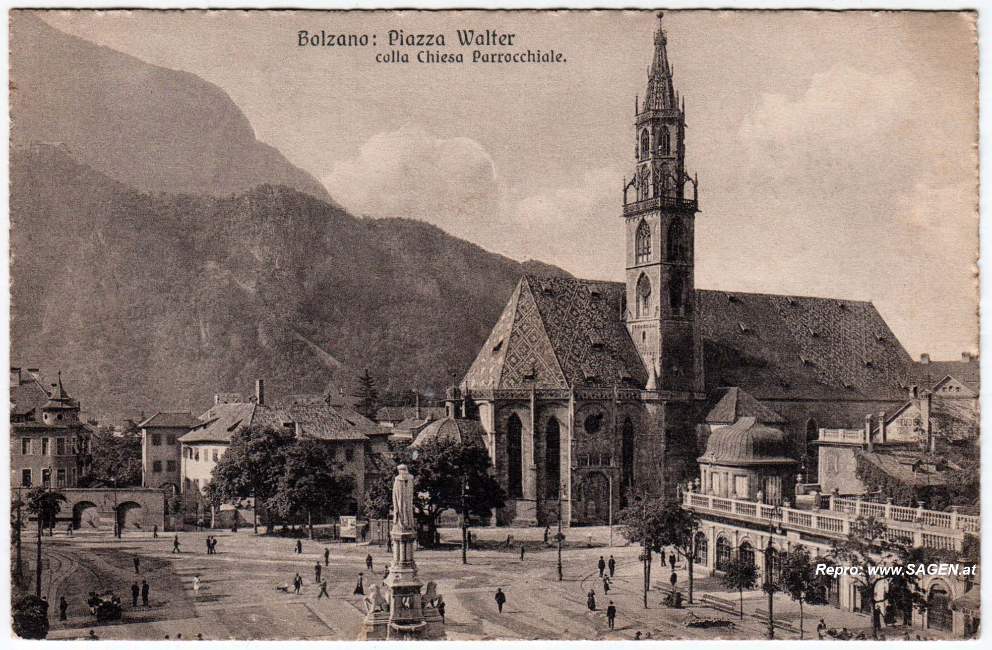 Bozen Waltherplatz mit Dom Maria Himmelfahrt