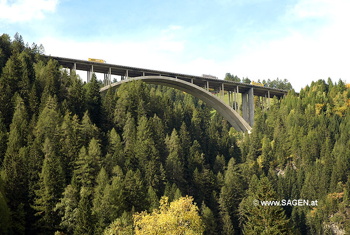 Brennerautobahn-Brücke Stafflach