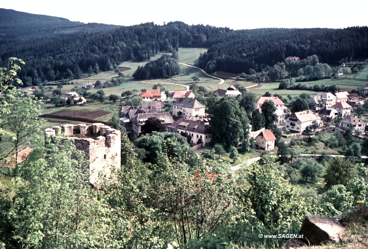 Burgruine Waxenberg