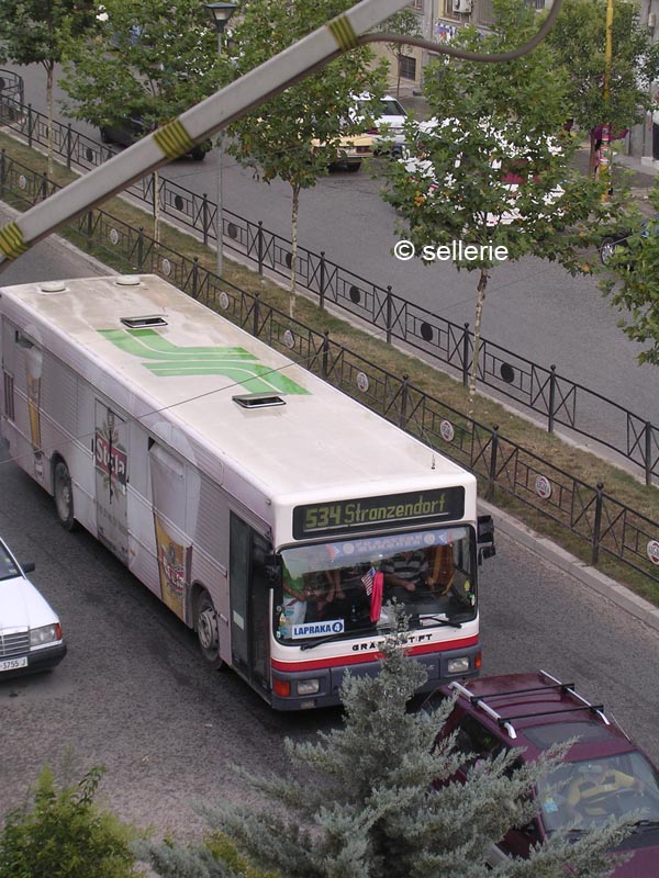 Bus von Tirana nach Stranzendorf