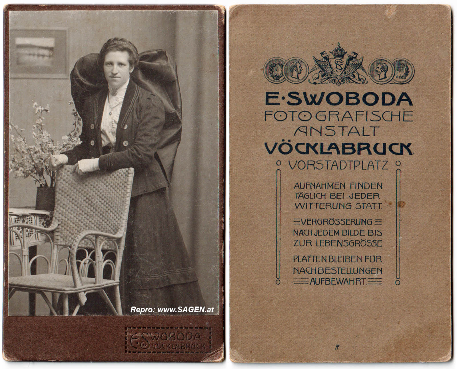 CdV Porträt Dame in Tracht, Atelier E. Swoboda, Vöcklabruck