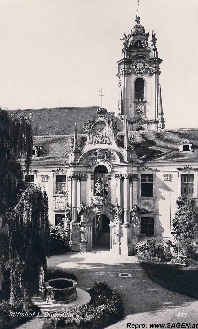 Dürnstein Stiftshof