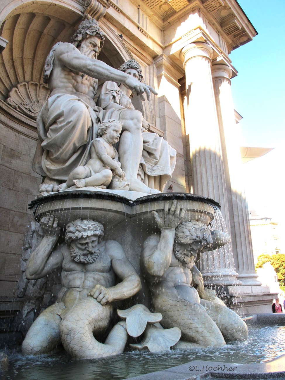 Danubius und Vindobona, Danubiusbrunnen – Albrechtbrunnen