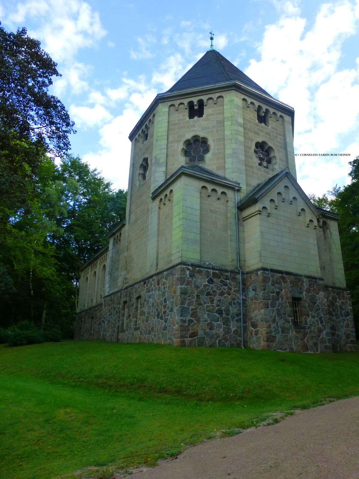 Das Bismarck-Mausoleum in Friedrichsruh.