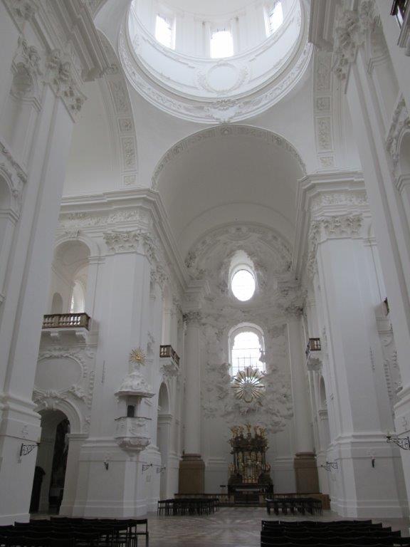 Das Innere der Kollegienkirche