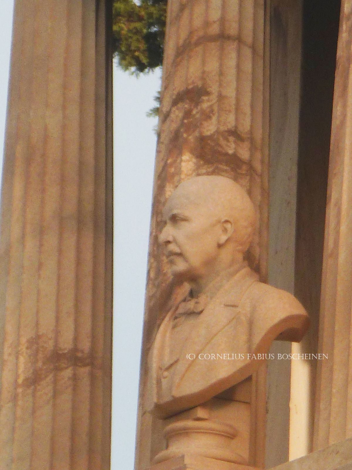 Das Schliemann Mausoleum in Athen. Erster Athener Friedhof
