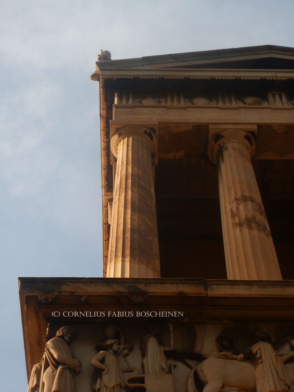 Das Schliemann Mausoleum in Athen. Erster Athener Friedhof.