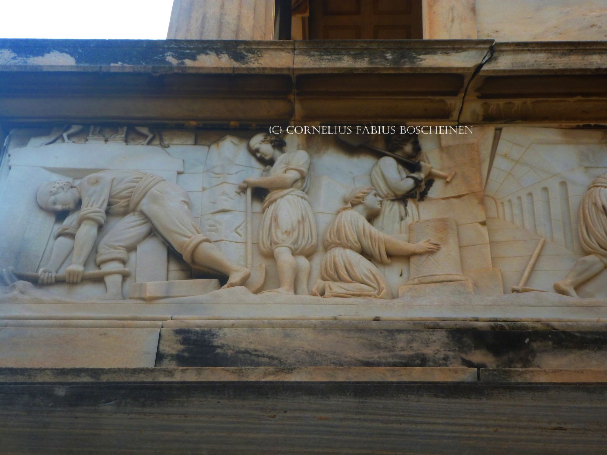 Das Schliemann Mausoleum in Athen.