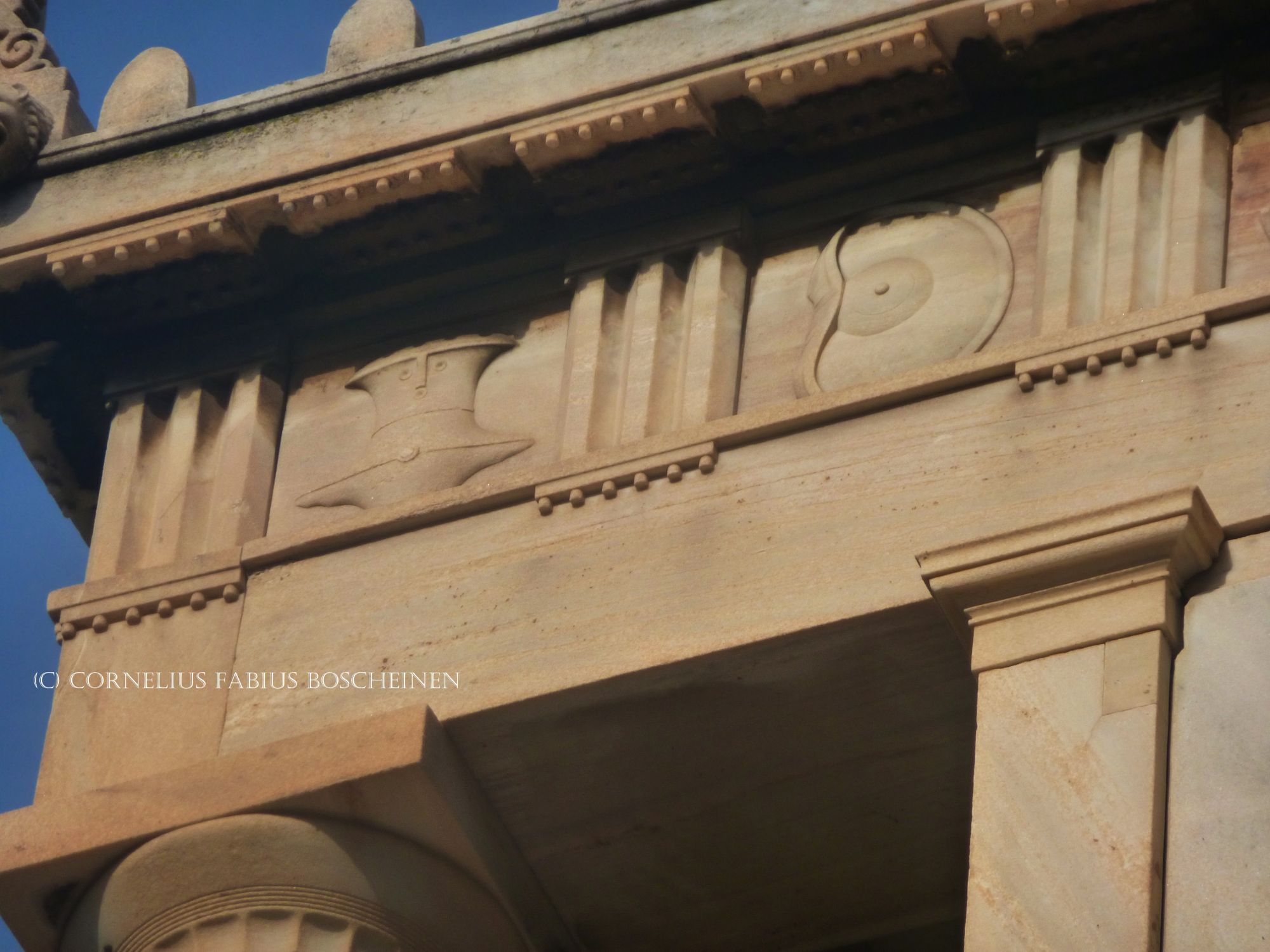 Das Schliemann Mausoleum in Athen.