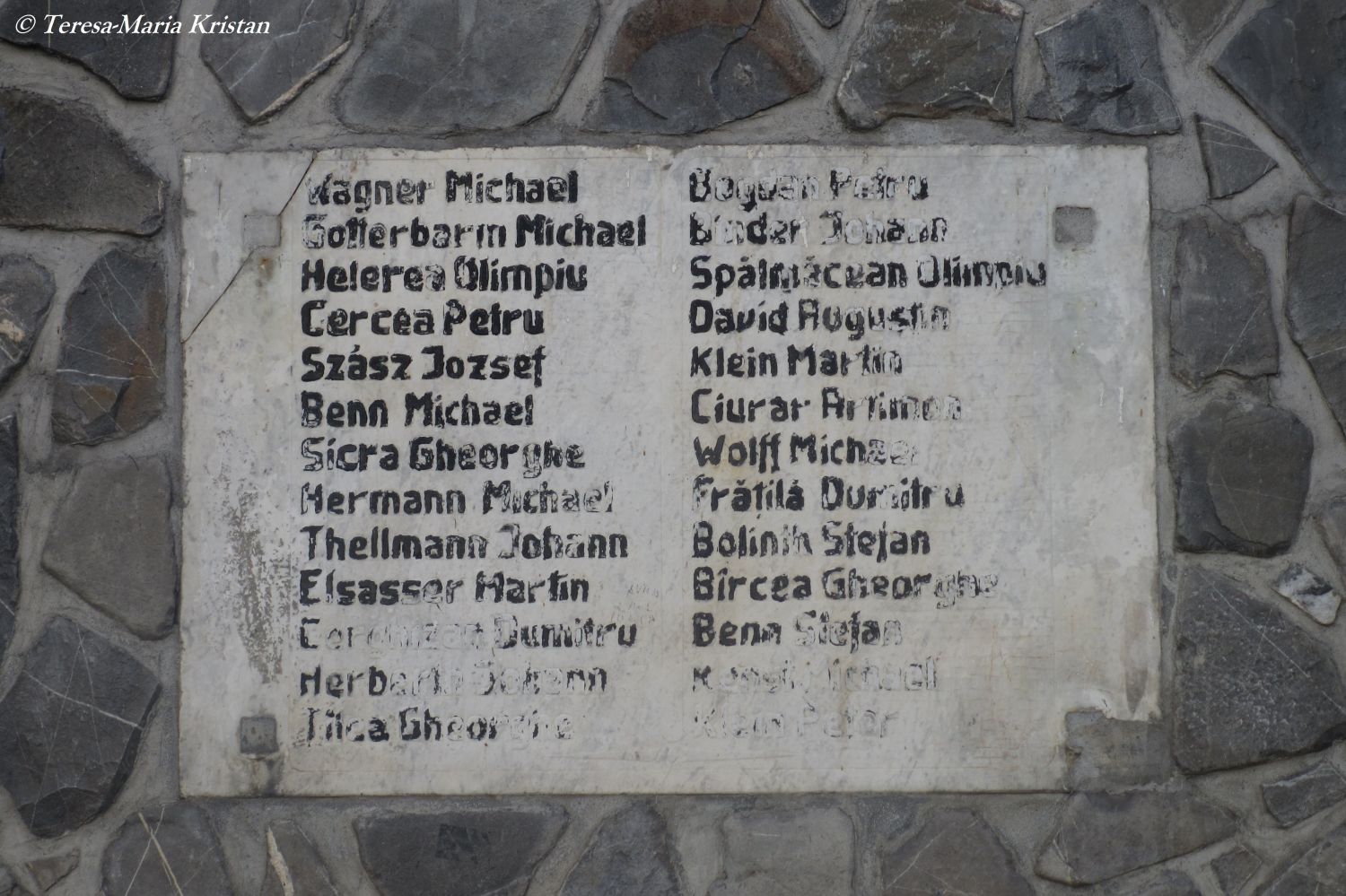 Denkmal Detail, Bazna