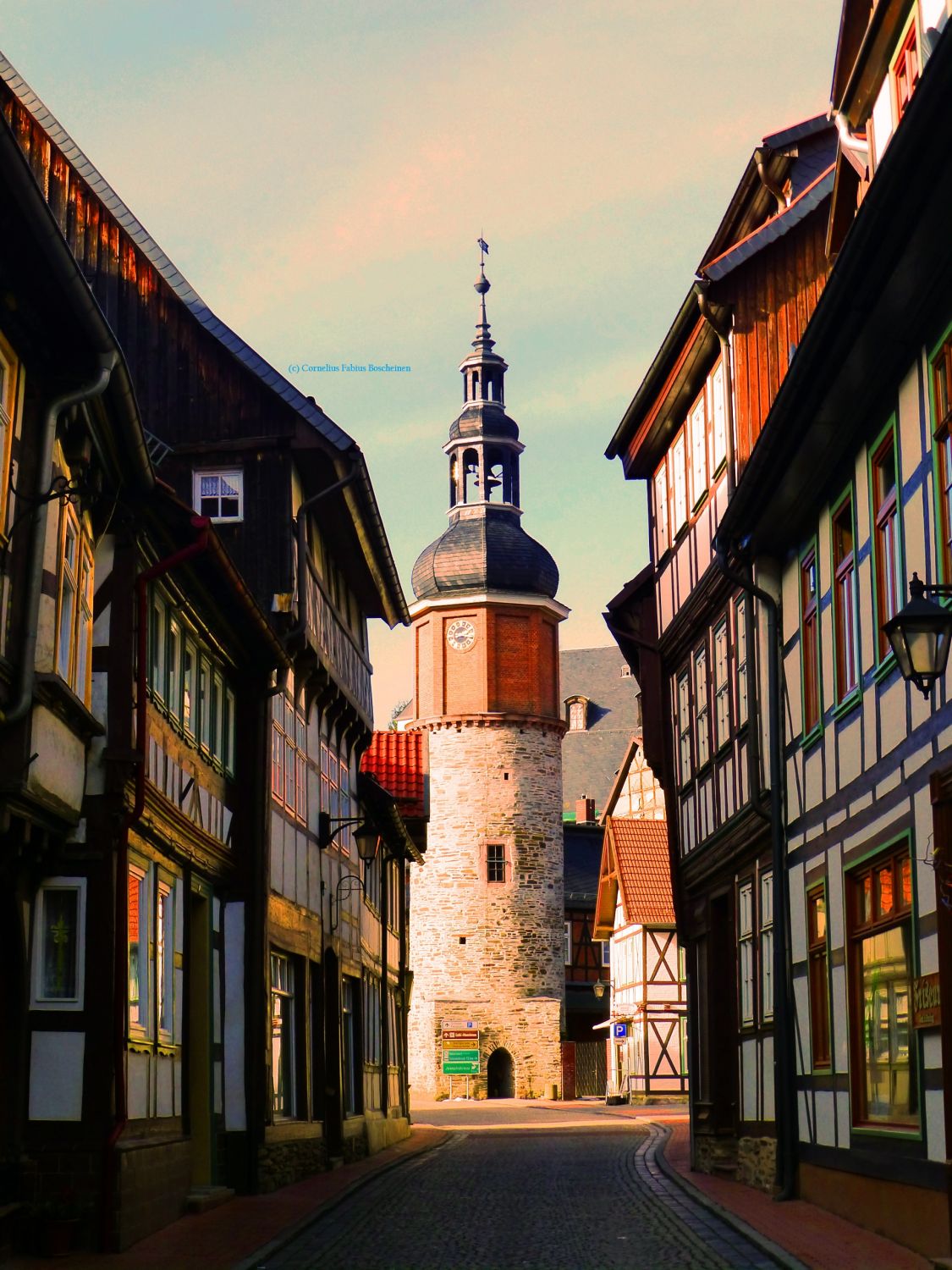 Der Saigerturm so schön in der Mitte.